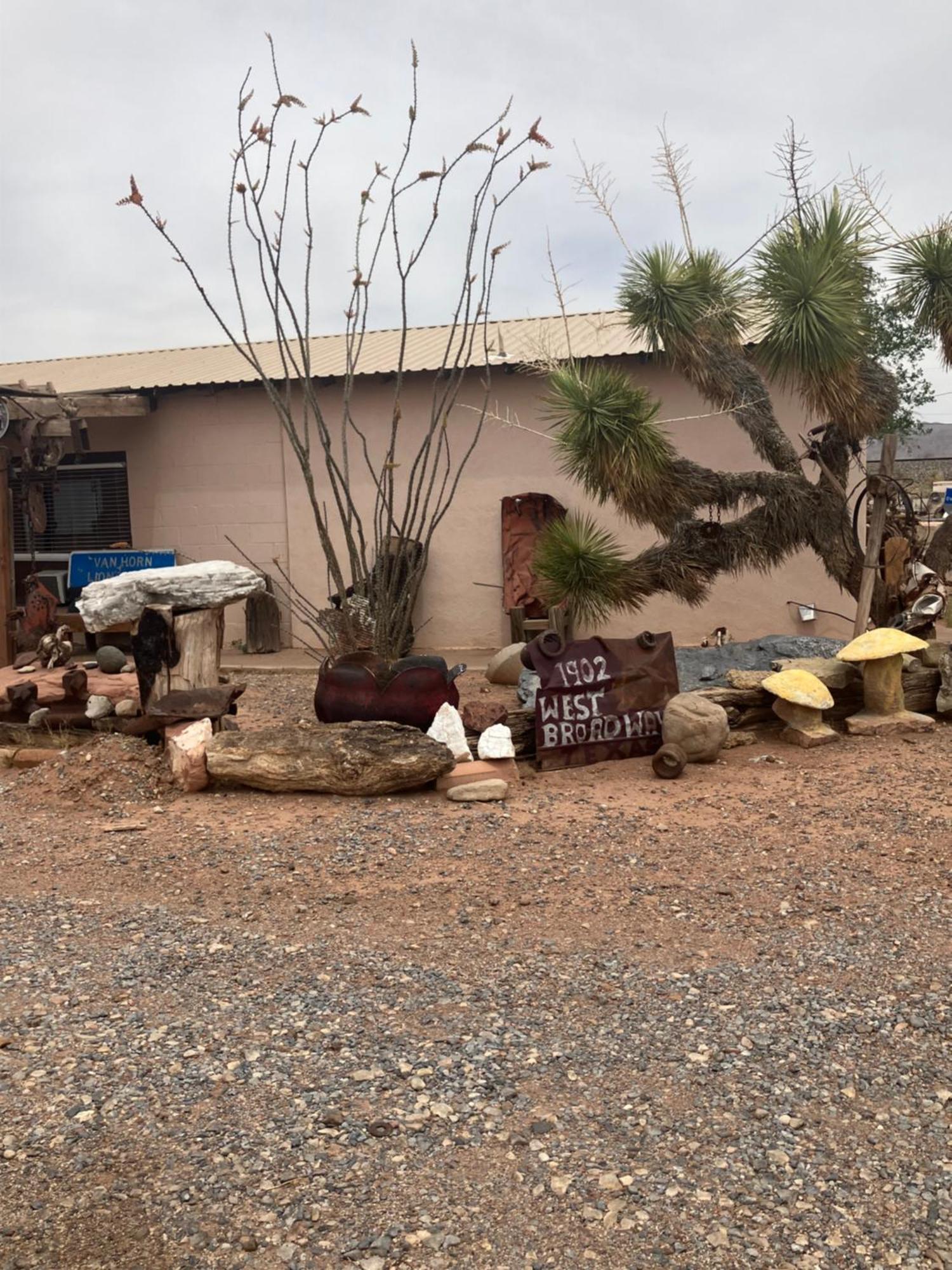 A Taste Of West Texas The Old Rock Shop Villa Ван Хорн Екстериор снимка